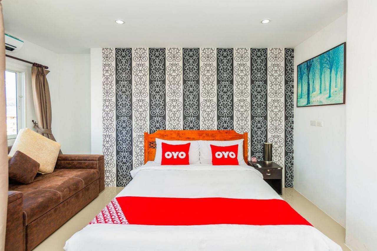Oyo 472 Tang Cheng Holiday Hotel Patong Esterno foto